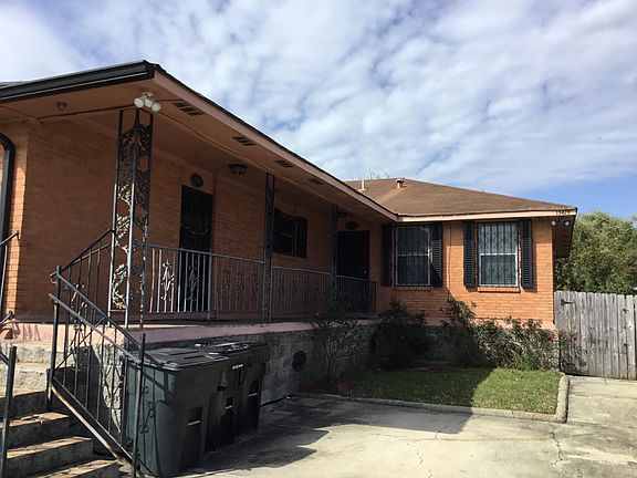 3rd image of 13429 N Nemours St