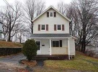 77 Rowan St, Danbury, CT 06810