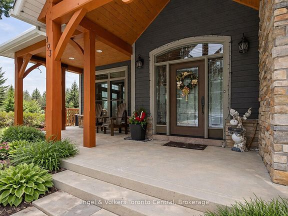 2nd image of 193 Alta Rd