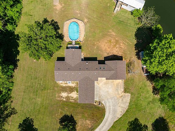4th image of 133 Higdon Creek Rd