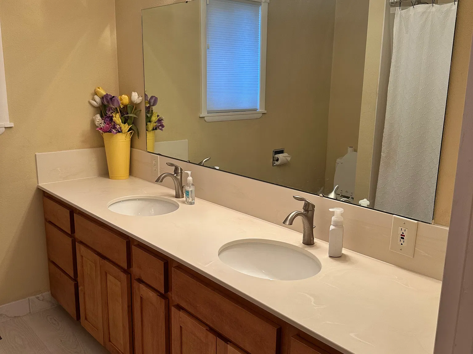 4 bed, 2243 sqft, $2,500 — Photo 4