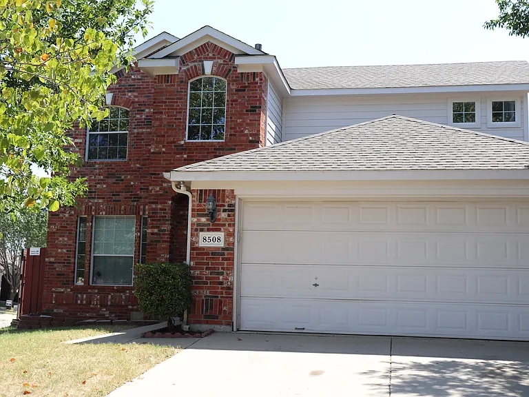 8508 Prairie Dawn Dr — Photo 1