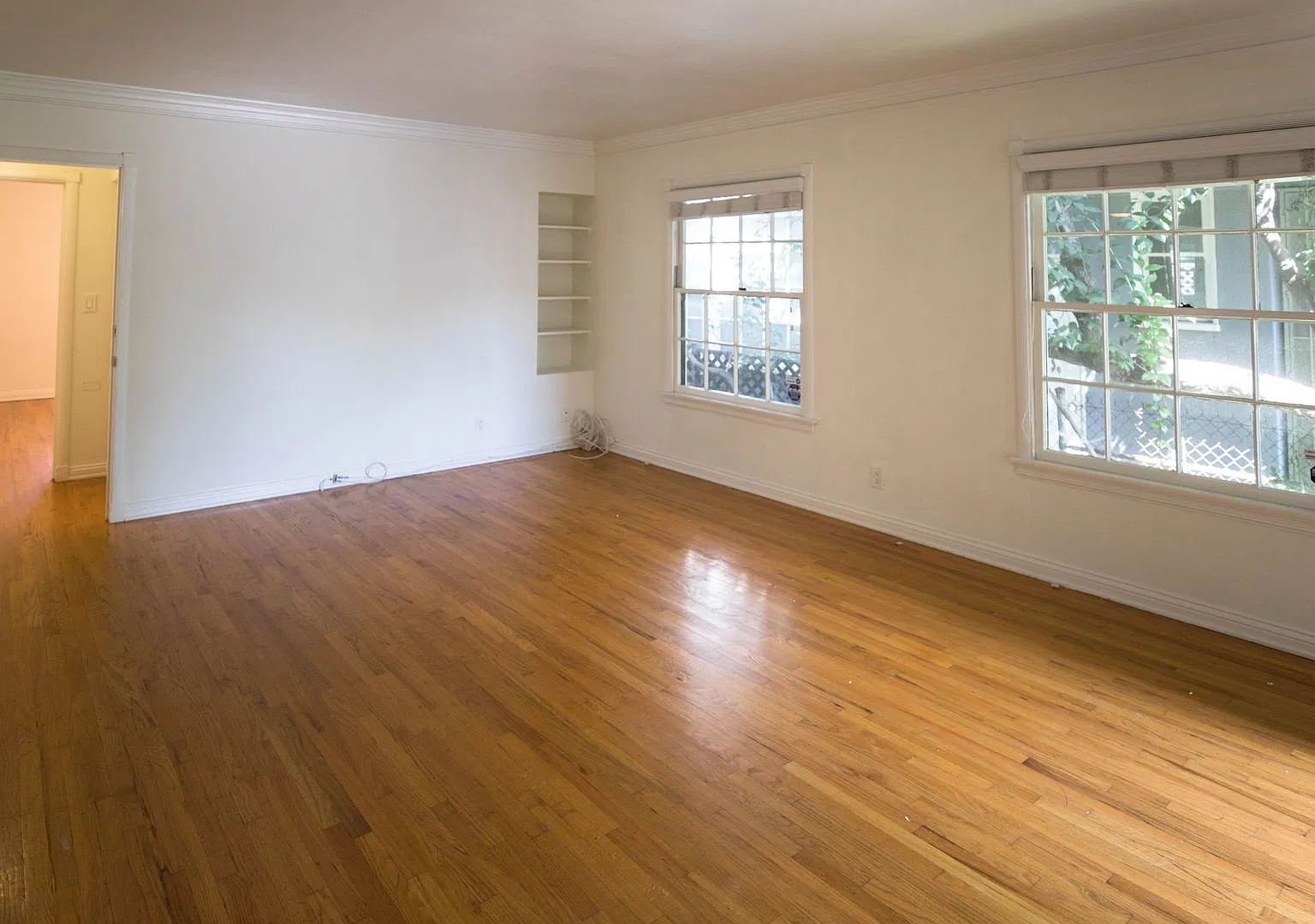 Charming 1+1 - Elite West LA Neighborhood — Photo 3