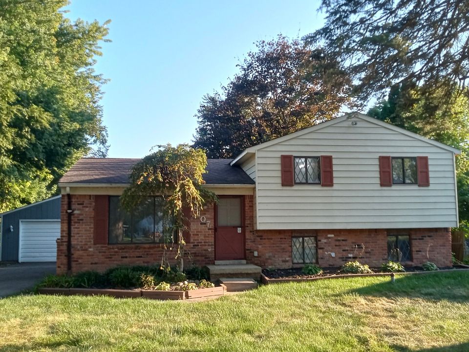 1st image of 8107 Marshalsea Dr