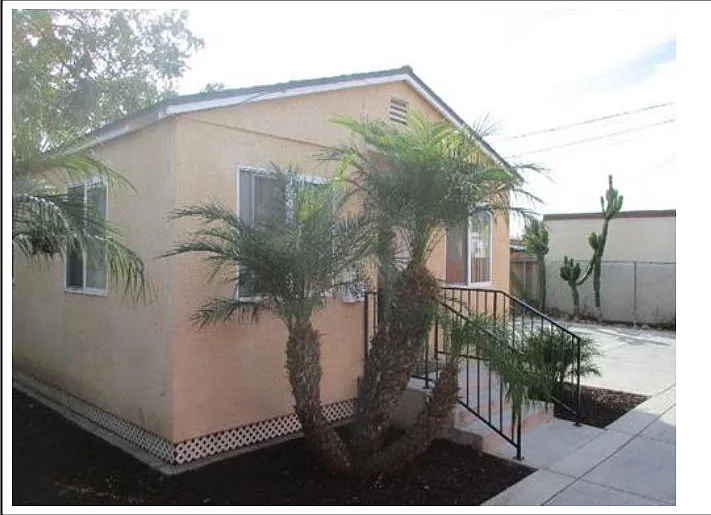 1 bed, 600 sqft, $1,950 — Photo 2