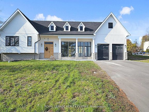 2nd image of 521 Old York Rd