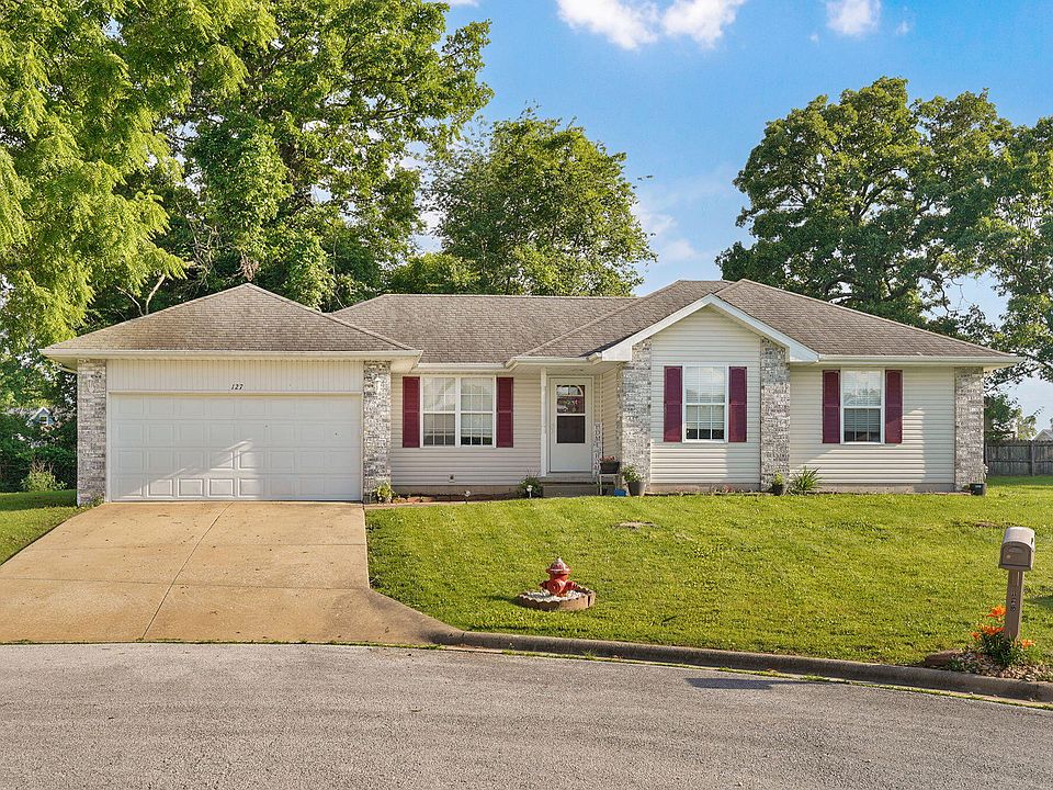 1st image of 127 N Carter Court