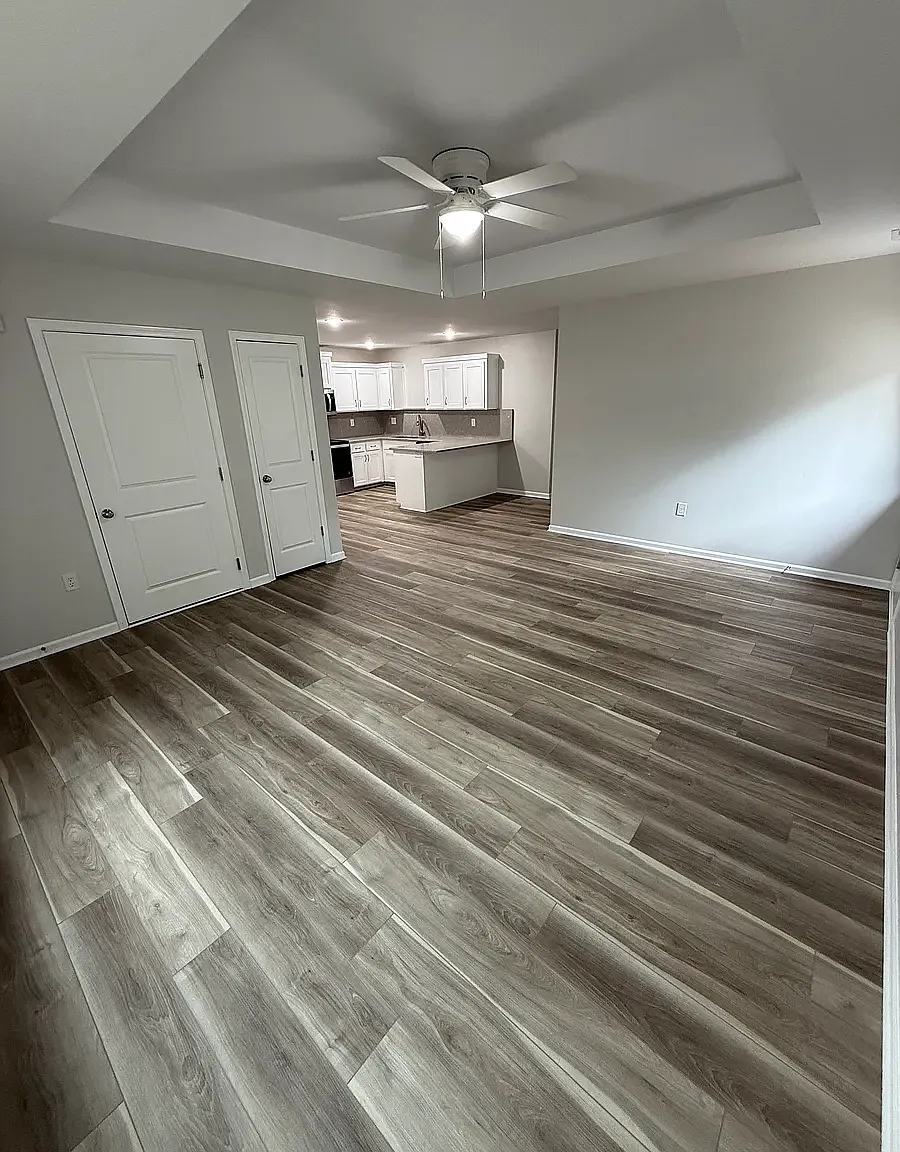 3 bed, 1200 sqft, $1,525 — Photo 3