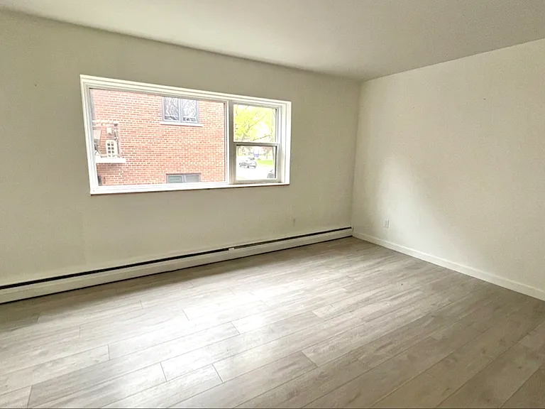 1218 Fennell Ave E #3 — Photo 10