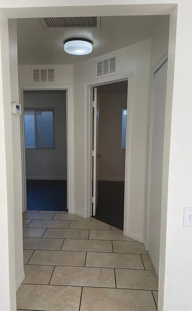 2545 Belmont Street — Photo 4