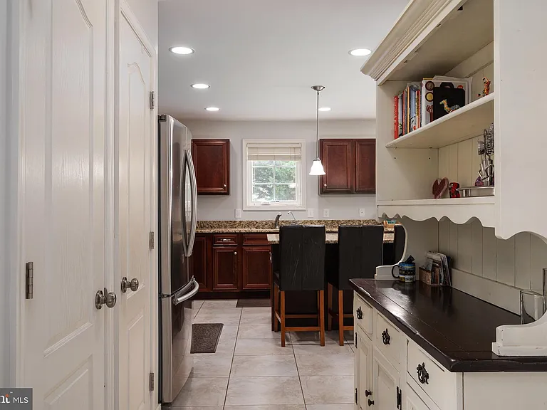 132 Pineview Ave #B — Photo 8