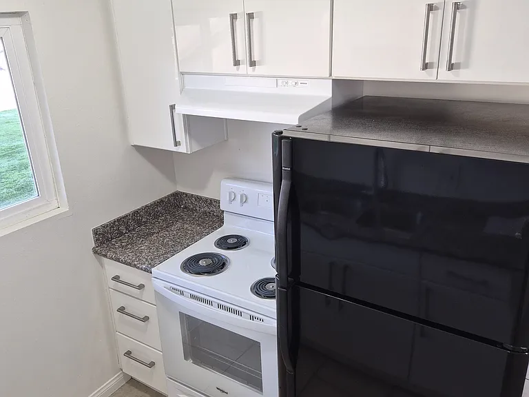 317 W Park Ave #105 — Photo 12