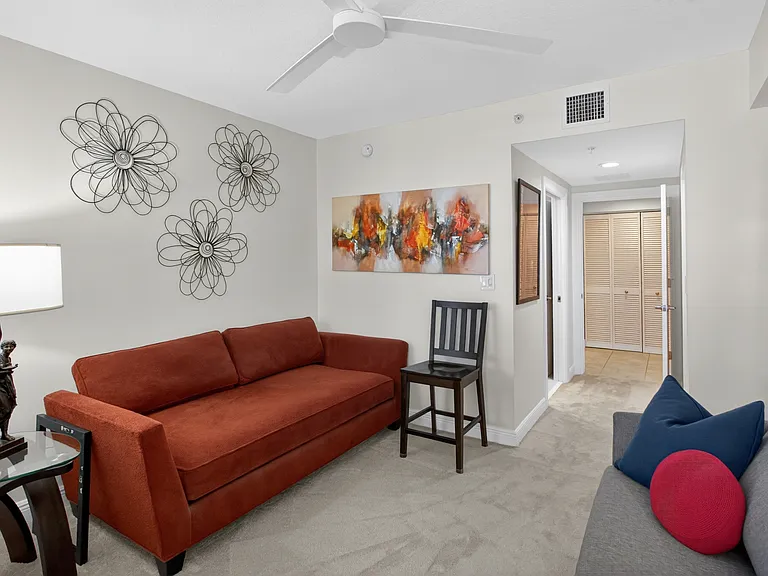 2700 N Federal Hwy #203 — Photo 46