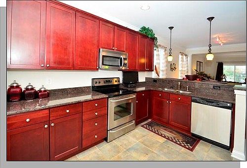 2nd image of 5302 Reserve Cir