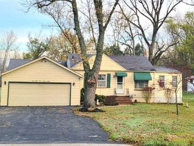 26128 Pettibone Rd, Bedford, OH, 44146