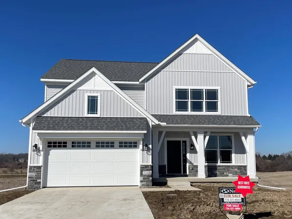 236 Campolina Rd #60, Chelsea, MI 48118