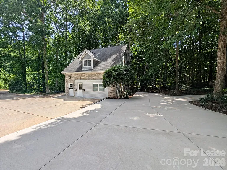 14625 Phillips Rd #1 — Photo 3