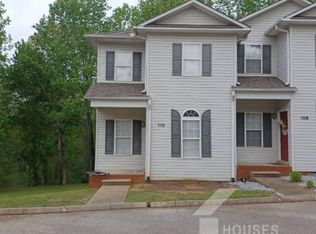 110 Huntress Dr, Greer, SC 29651