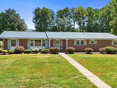 320 Simmons Ave, Erwin, TN, 37650