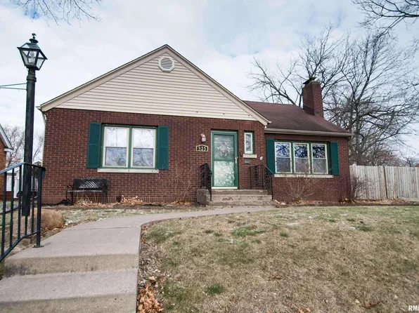 525 22nd Ave, Moline, IL 61265