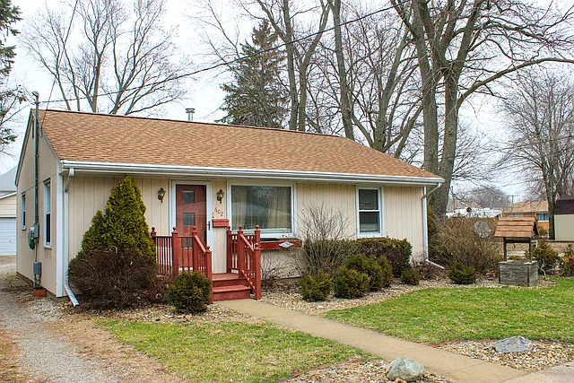 602 E Houghton St photo 1