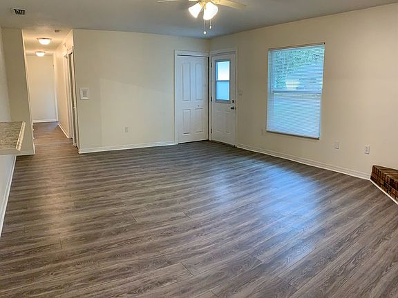4th image of 4714 NW 30th Ave