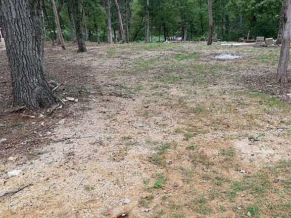 4th image of 6870 Cedar Lake Drive