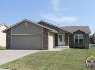 7111 SW 17th Ter, Topeka, KS 66615