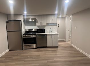 10914 77th Ave NW, Edmonton, AB T6G 0L3