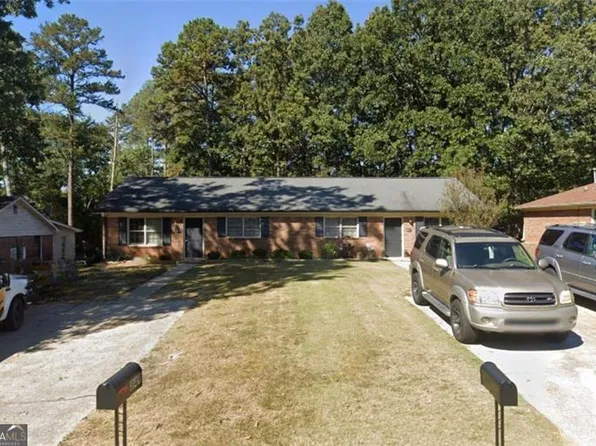 847 Saint Charles Ct, Lawrenceville, GA 30046