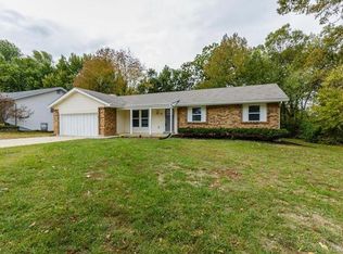 213 Rue Grand Dr, Lake Saint Louis, MO 63367