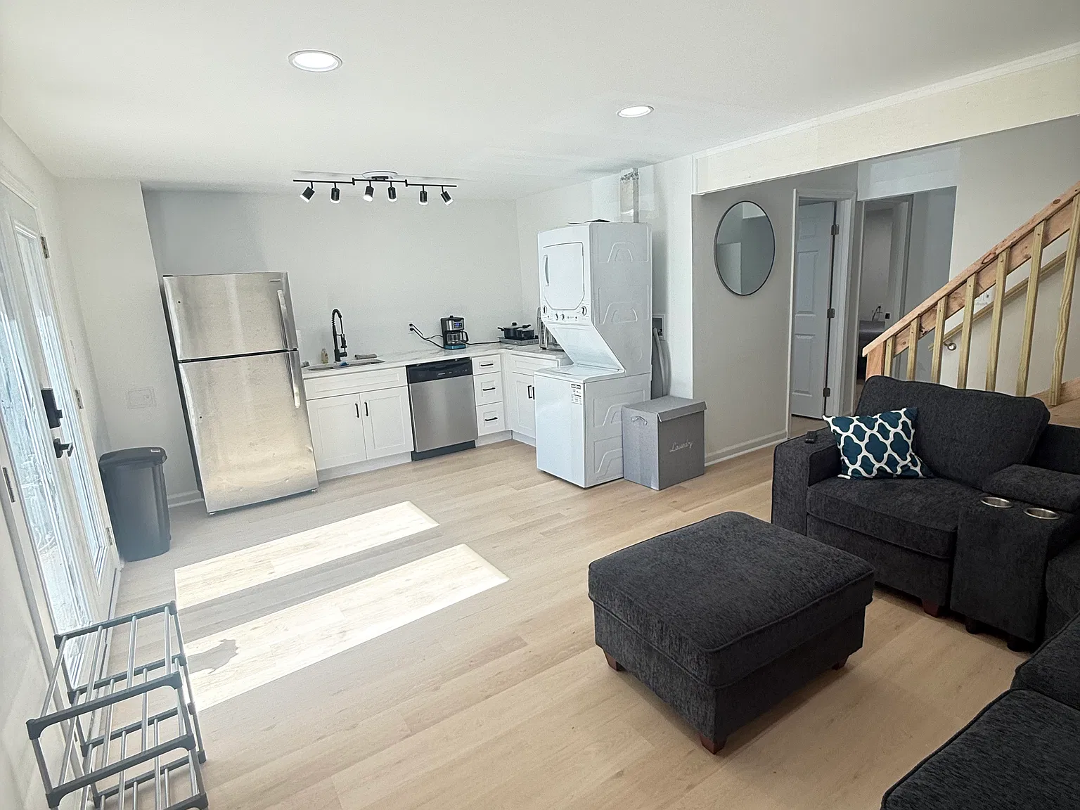 1 bed, 500 sqft, $1,600 — Photo 3