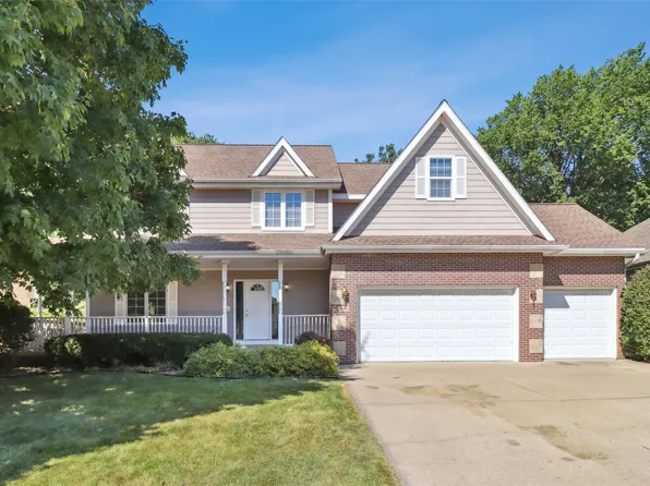 990 SE Brentwood Dr, Waukee, IA 50263