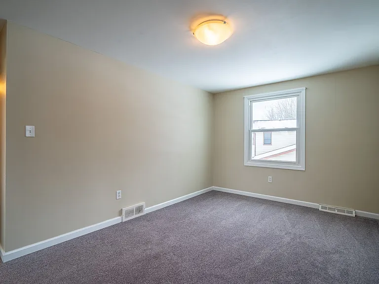 64 Acacia Dr — Photo 8