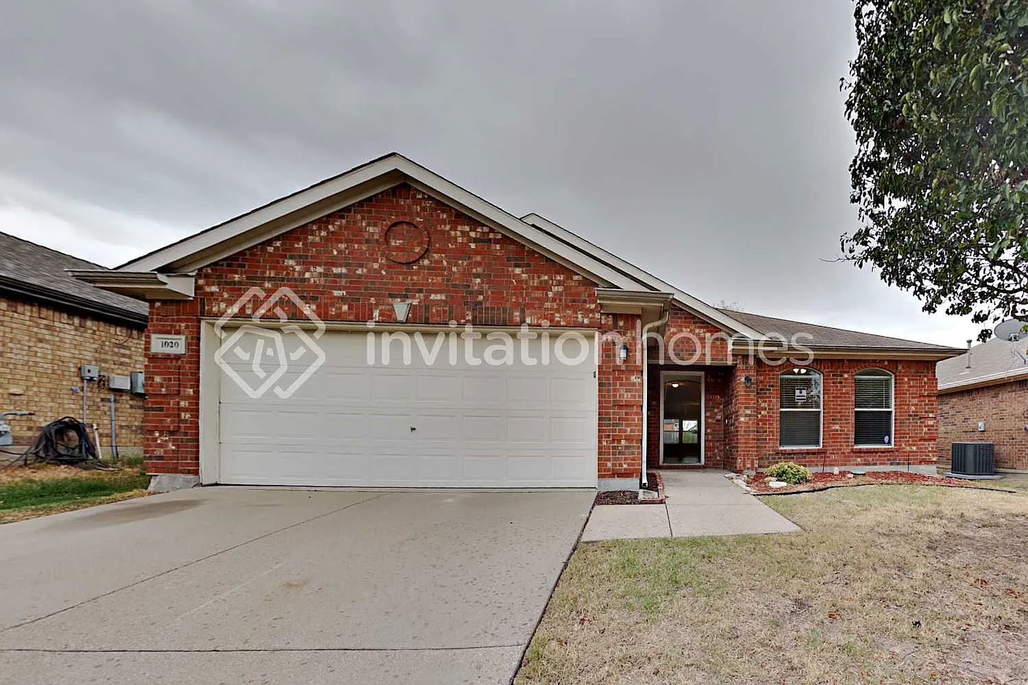 1020 Salt Creek Trl Fort Worth, TX 76131 — Photo 1