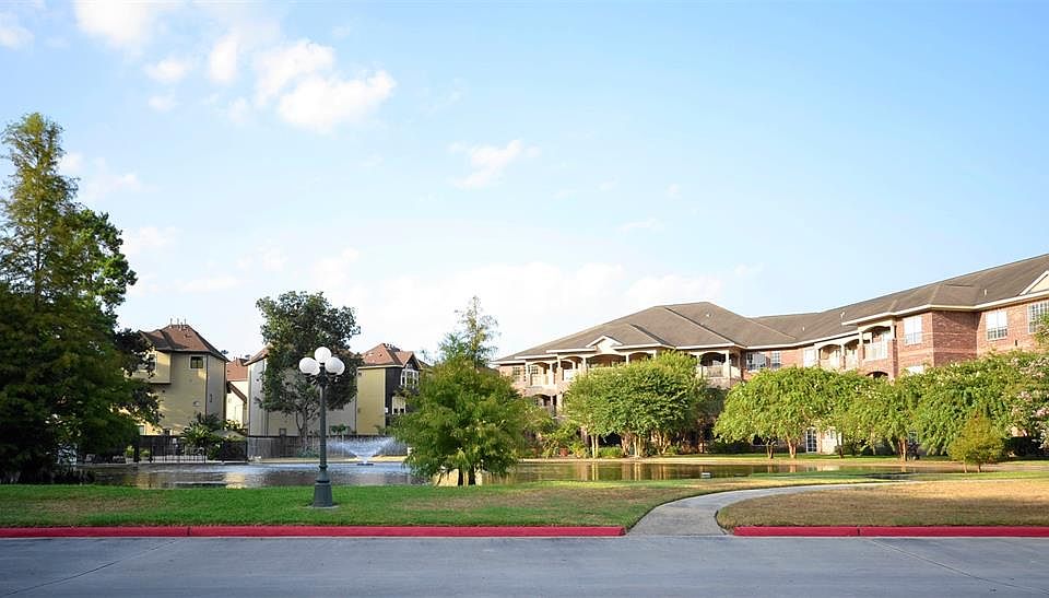 1st image of 2803 Kings Crossing Dr APT 219
