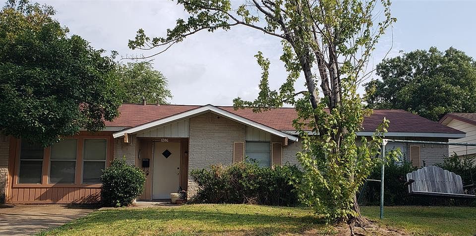 1st image of 1206 Las Palmas Dr