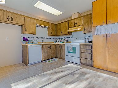 4894 Claret Ct, Oakley, CA 94561 | Zillow