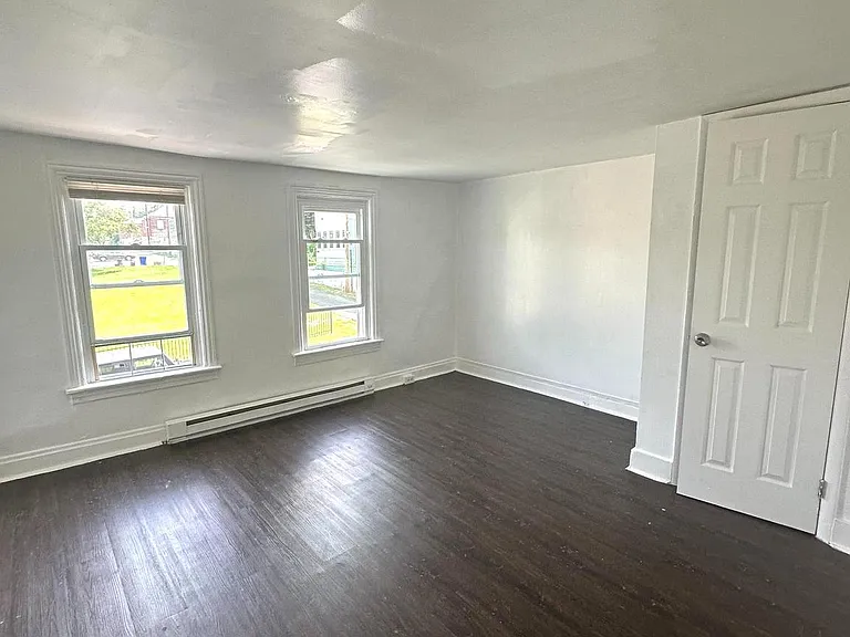 27.5 W Bethel St — Photo 20