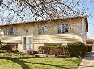 216 Lee St, Park Forest, IL