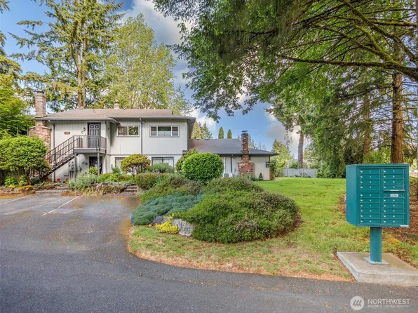 821 Essex Place NE #1-B, Lacey, WA 98516