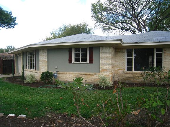 3rd image of 3833 W Spurgeon St