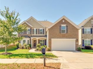 10725 Bere Island Dr, Charlotte, NC 28278