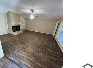 16115 Tibet Rd, Friendswood, TX 77546