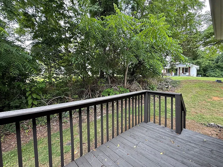 1541 Southside Rd — Photo 20
