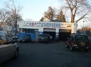 430 William St, East Orange, NJ 07017
