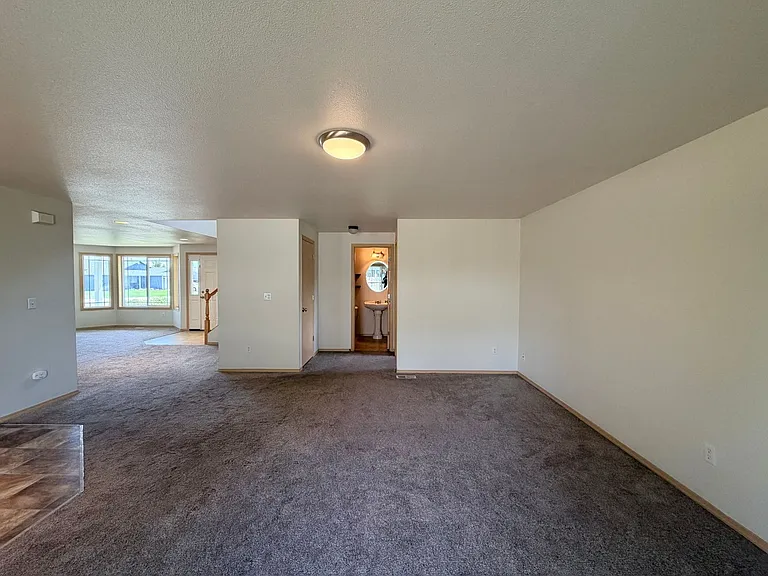 4003 Messara Ln — Photo 10