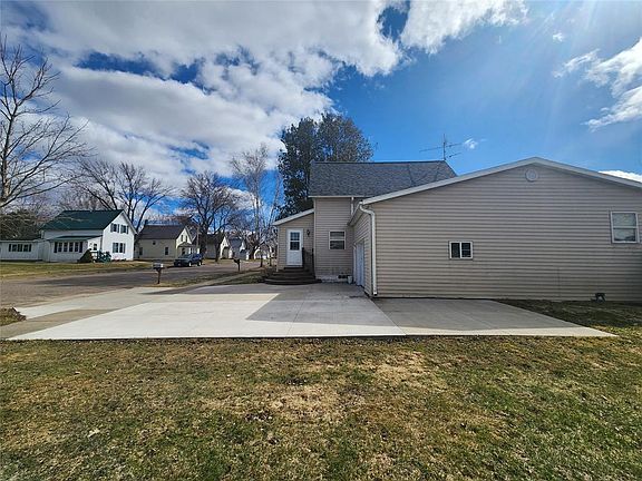 3rd image of 627 Gilman Street