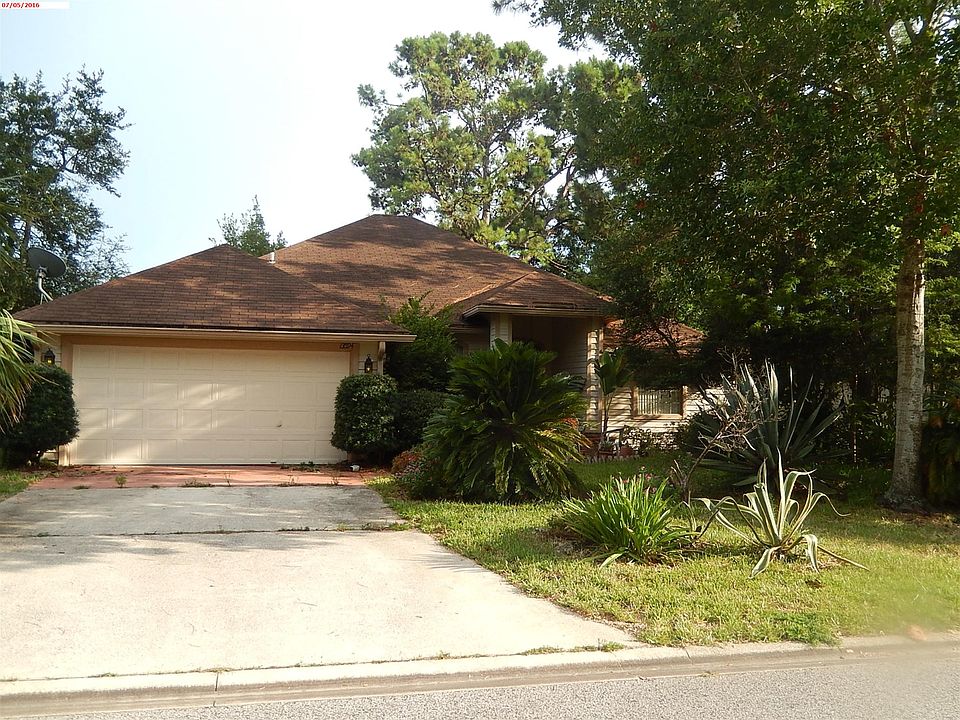 1st image of 13594 Capistrano Dr S