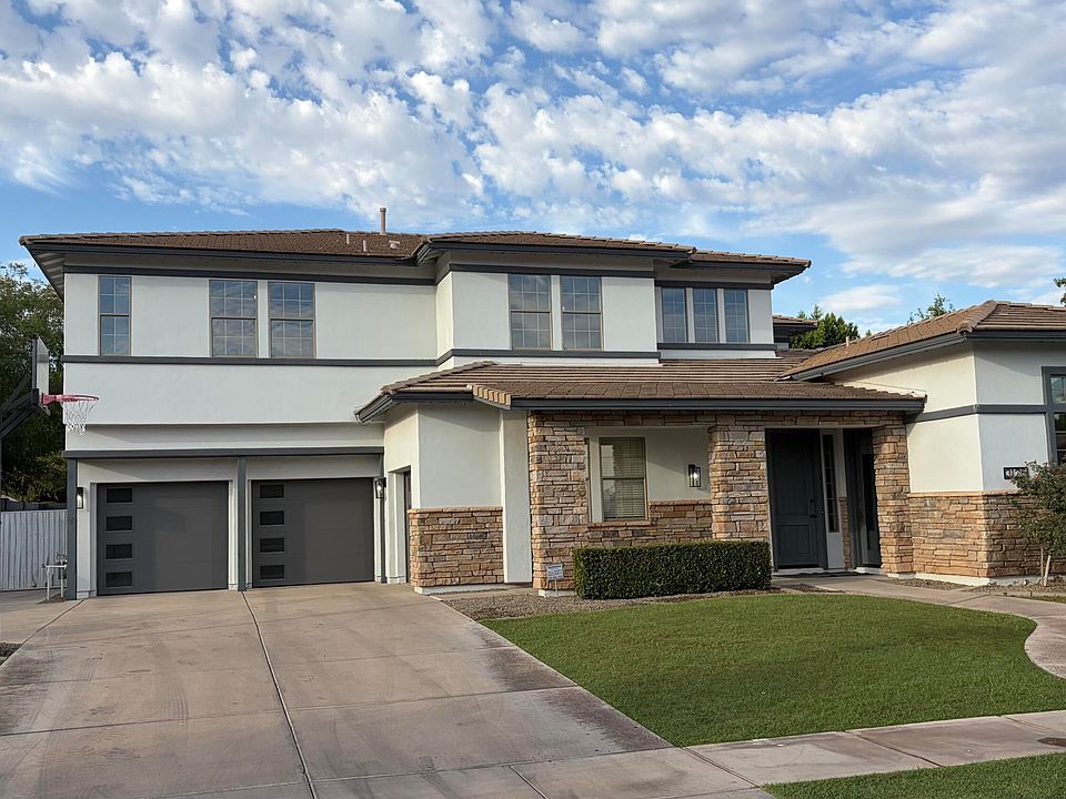 1st image of 3125 E LINDA Lane